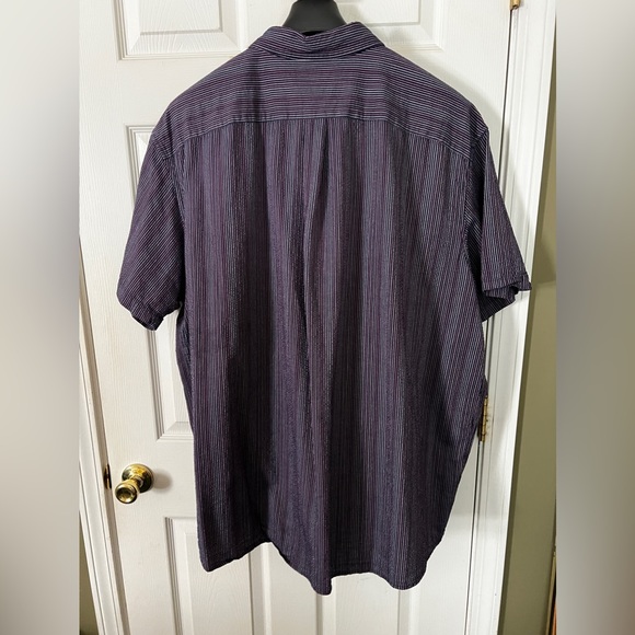 Roundtree  York men’s button down 3XL SHIRT. Seersucker type material - Picture 2 of 3